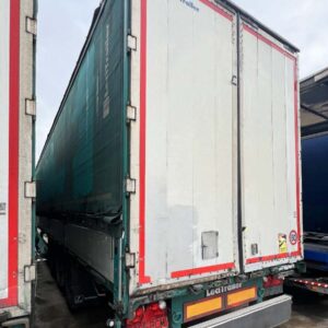 Semitauliner verde matrícula R-7805BCM